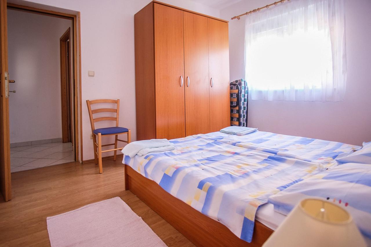 Apartments Jasmin Barbat na Rabu Экстерьер фото